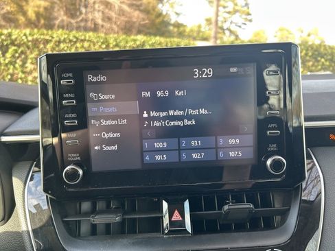 Used 2020 Toyota Corolla LE image 20