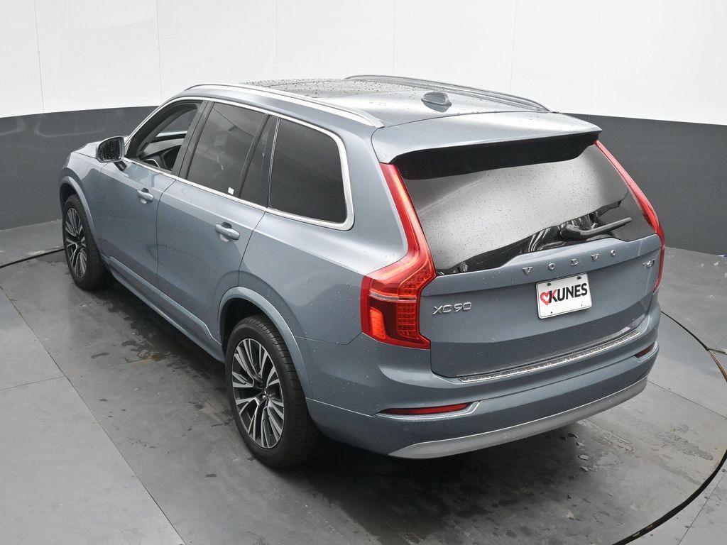 Used 2022 Volvo XC90 T6 Momentum w/ Climate Package AWD/4WD image 38