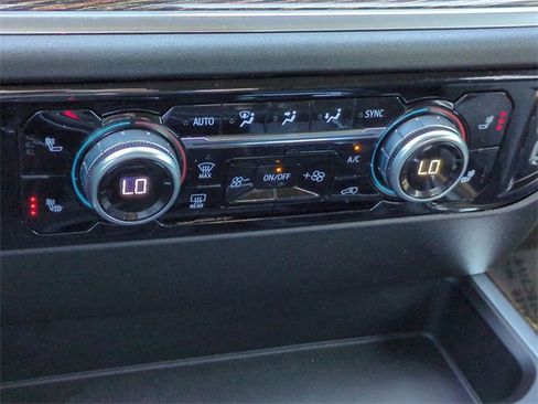 Used 2024 GMC Sierra 1500 Elevation w/ Preferred Package image 23