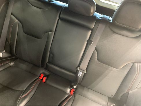 Used 2024 Jeep Compass Trailhawk image 13