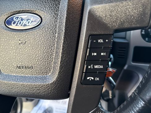 Used 2012 Ford F150 XLT w/ XLT Chrome Pkg image 14