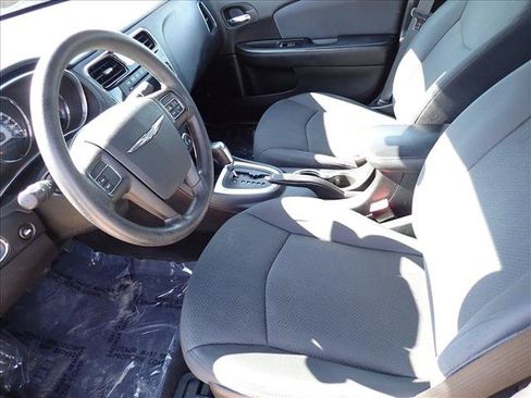 Used 2012 Chrysler 200 LX FWD image 9