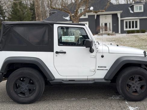 Used 2012 Jeep Wrangler Sport image 8