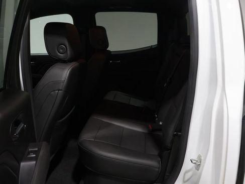 Used 2023 GMC Canyon Elevation w/ Elevation Premium Package image 19