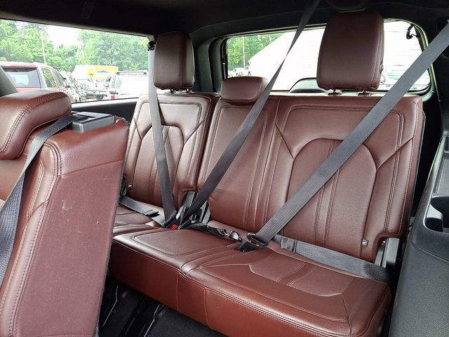 Used 2024 Ford Expedition Max Limited AWD/4WD image 11