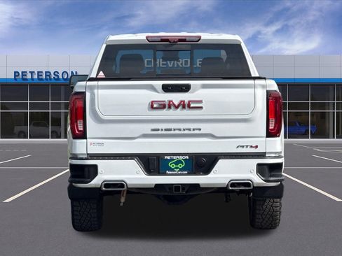 Certified 2024 GMC Sierra 1500 AT4 w/ Technology Package AWD/4WD image 5