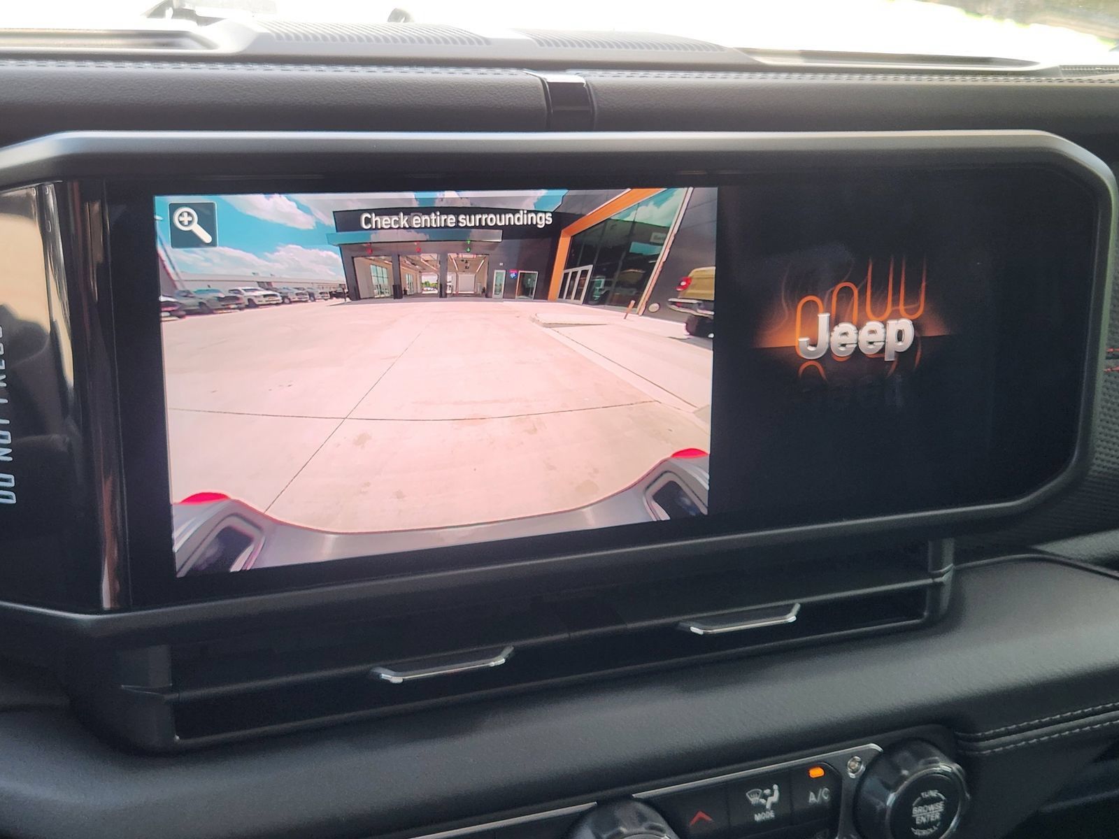New 2026 Jeep Gladiator Sport AWD/4WD image 17