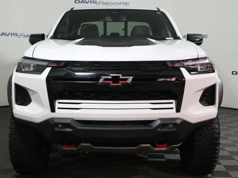 Used 2024 Chevrolet Colorado ZR2 w/ Safety Package AWD/4WD image 30
