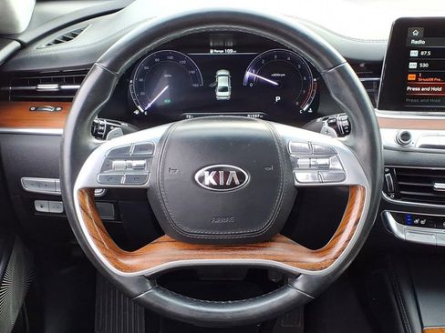 Used 2019 Kia K900 Luxury w/ VIP Package AWD/4WD image 16