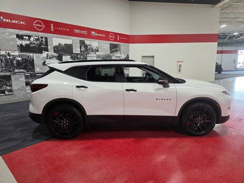 Certified 2023 Chevrolet Blazer LT AWD/4WD image 2