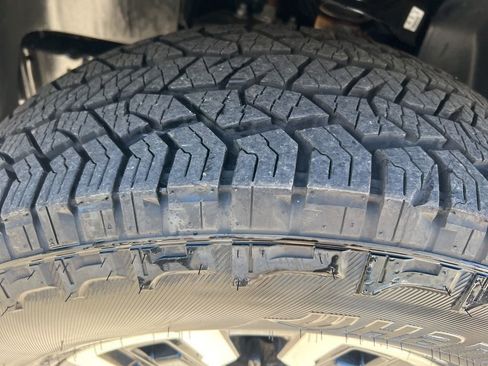 Certified 2024 Nissan Frontier PRO-4X w/ Technology Package image 42