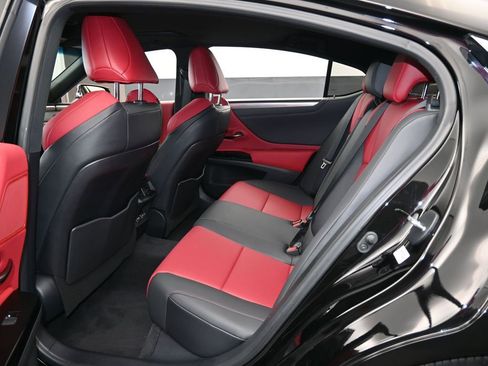 Used 2024 Lexus ES 350 F Sport w/ Accessory Package (Z2) FWD image 33
