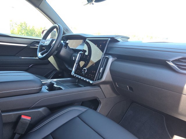 Used 2026 GMC Acadia Elevation w/ Super Cruise Package FWD image 28