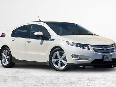 Used 2012 Chevrolet Volt image 2