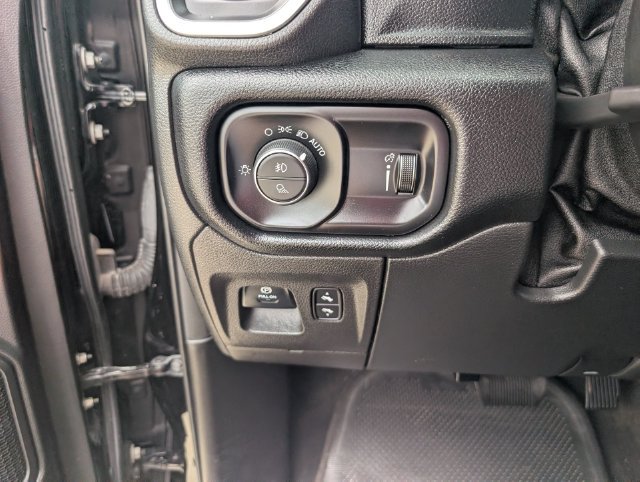 Used 2022 RAM 1500 Lone Star AWD/4WD image 11