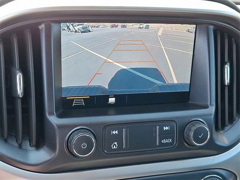 Used 2021 Chevrolet Colorado ZR2 w/ ZR2 Dusk Special Edition image 18