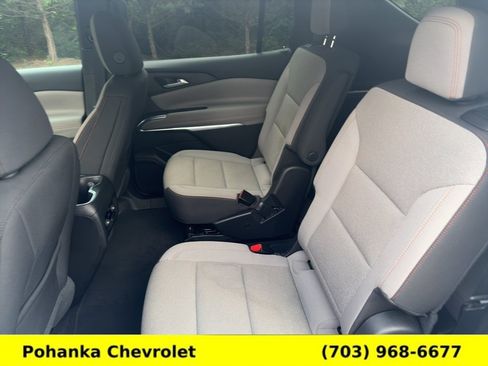 Certified 2025 Chevrolet Traverse LT w/ Driver Confidence Package AWD/4WD image 24