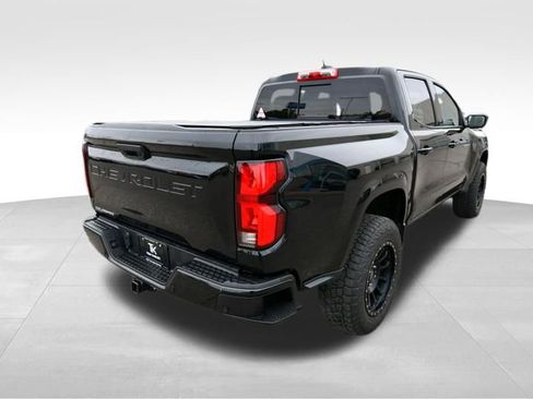 Used 2024 Chevrolet Colorado Z71 w/ Z71 Convenience Package 2 AWD/4WD image 15