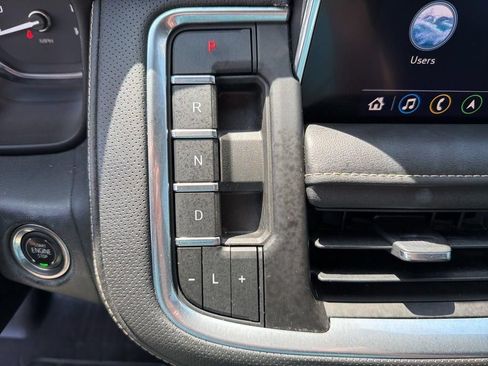 Used 2021 GMC Yukon SLT w/ SLT Luxury Plus Package RWD image 47