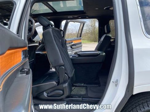 Used 2022 Jeep Grand Wagoneer Series III w/ Rear Seat Video Group 1 image 43