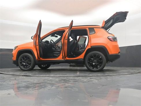 New 2026 Jeep Compass Latitude image 52