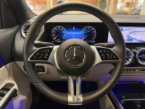 Certified 2024 Mercedes-Benz GLA 250 4MATIC w/ Exclusive Package image 11