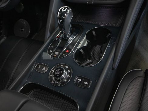 Used 2023 Bentley Bentayga Speed image 70