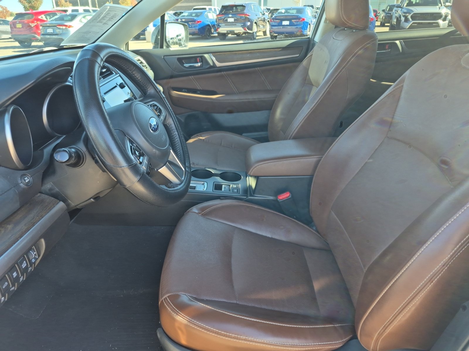 Used 2017 Subaru Outback 3.6R Touring w/ Popular Package #5A AWD/4WD image 17