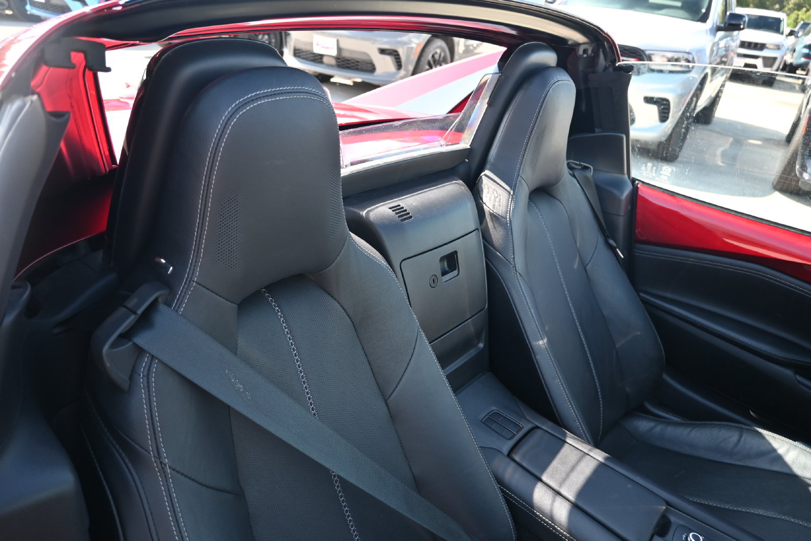 Used 2024 MAZDA MX-5 Miata RF Grand Touring RWD image 25