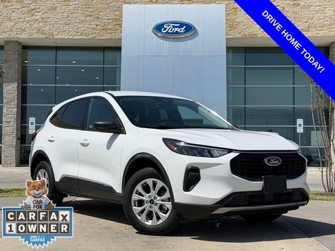 Used 2025 Ford Escape Active AWD/4WD image 1