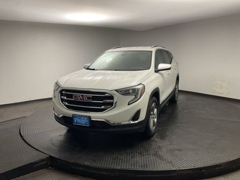 Certified 2021 GMC Terrain SLT AWD/4WD image 3
