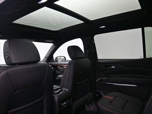 New 2026 Chevrolet Traverse RS FWD image 19