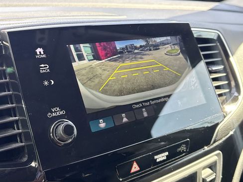 Used 2019 Honda Pilot Elite image 31