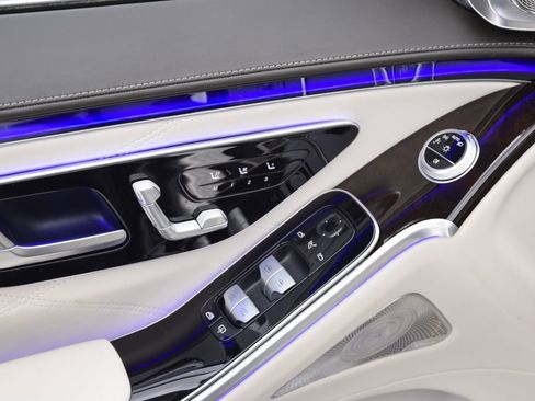 Certified 2022 Mercedes-Benz Maybach S 580 4MATIC image 24