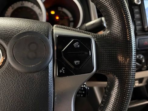 Used 2015 Toyota Tacoma PreRunner w/ TRD Off-Road Package RWD image 25