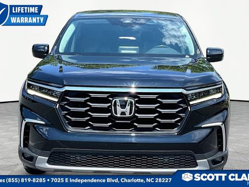Used 2025 Honda Pilot EX-L image 2