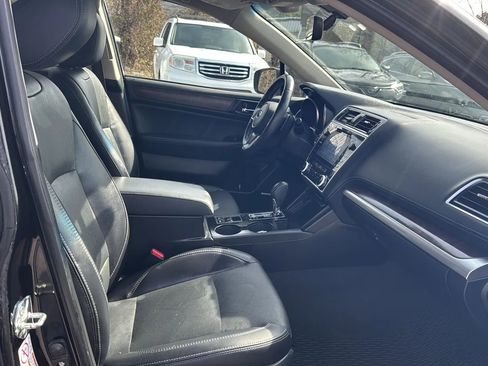 Used 2018 Subaru Outback 2.5i Limited image 12