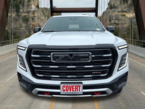 New 2026 GMC Yukon AT4 AWD/4WD image 2