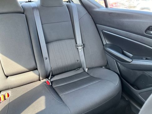 Used 2025 Nissan Altima 2.5 SV image 33