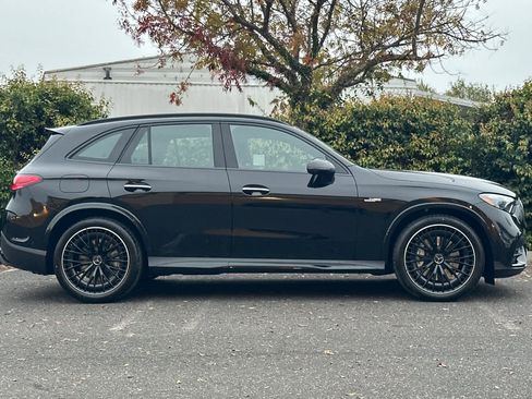 New 2026 Mercedes-Benz GLC 43 AMG 4MATIC image 2