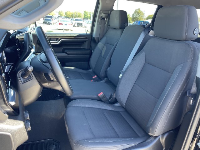 Used 2023 Chevrolet Silverado 1500 LT RWD image 25