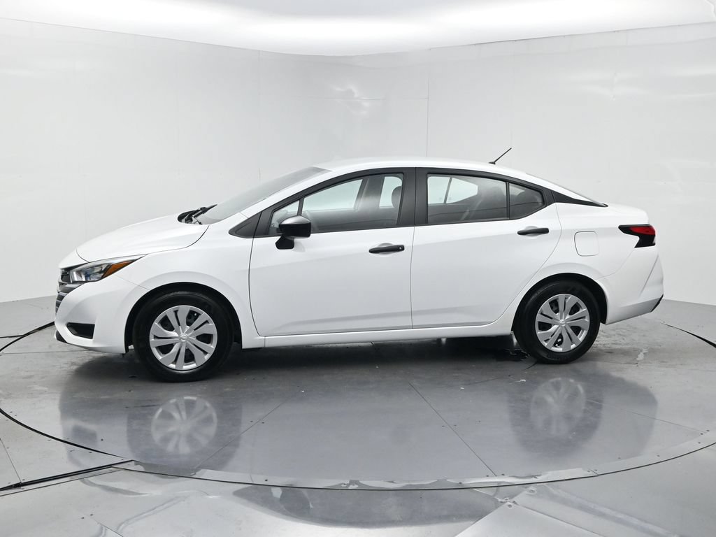 Used 2025 Nissan Versa S FWD image 3