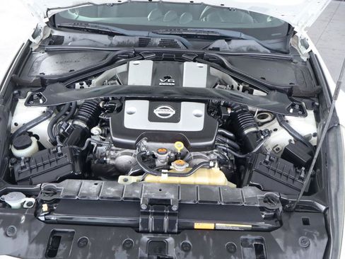 Used 2012 Nissan 370Z Touring w/ Sport Pkg RWD image 36