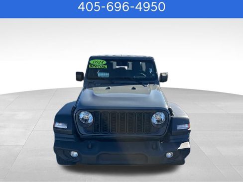 Used 2024 Jeep Wrangler Sport S image 6