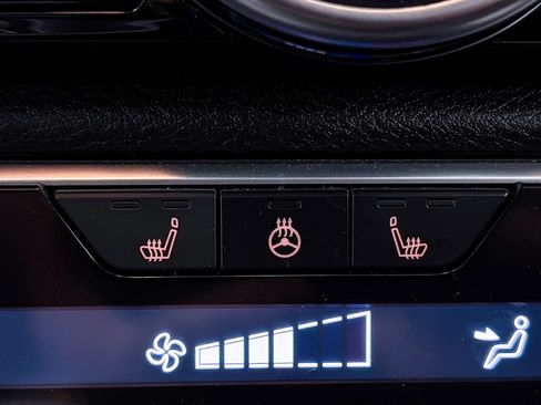 Used 2023 Nissan Sentra SR w/ SR Premium Package image 24