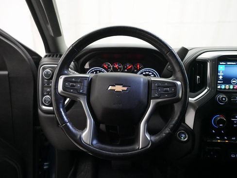 Used 2019 Chevrolet Silverado 1500 LT w/ Convenience Package image 4