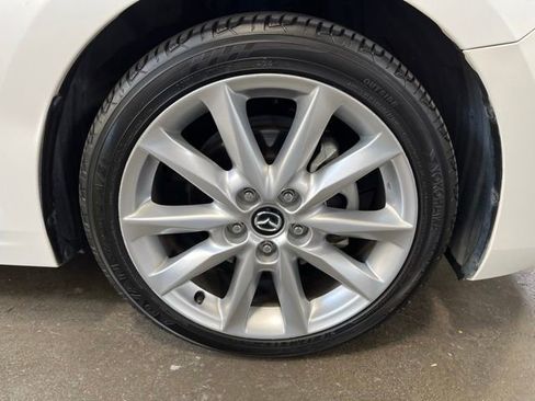 Used 2017 MAZDA MAZDA3 Grand Touring w/ Premium Equipment Package FWD image 28