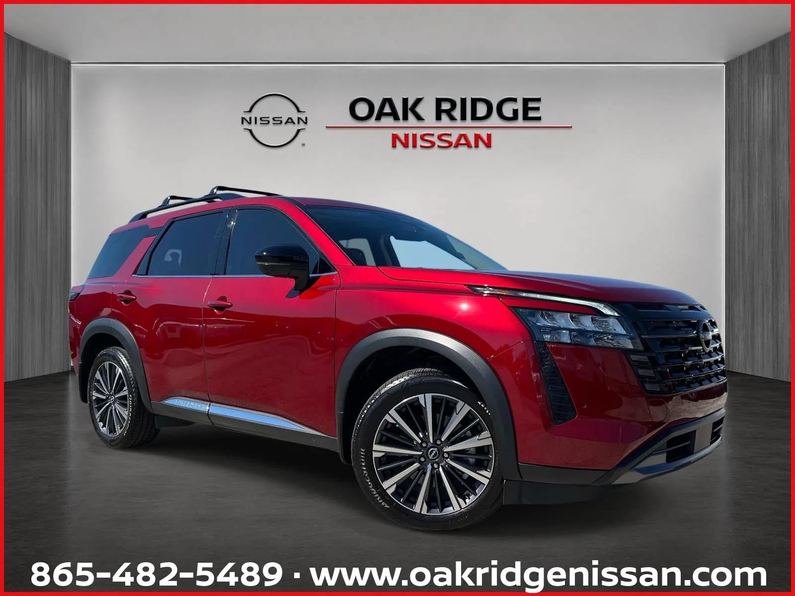 Used 2026 Nissan Pathfinder Platinum w/ Cargo Package AWD/4WD image 1