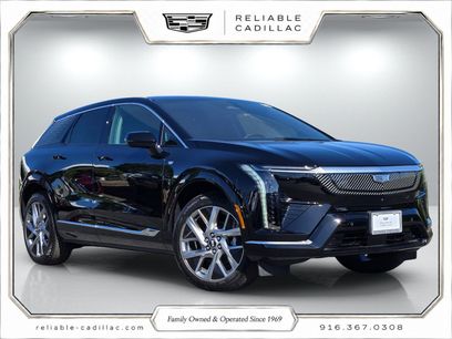 New 2026 Cadillac Optiq Luxury 2