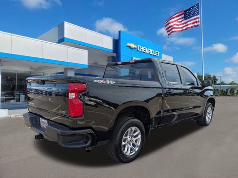 Used 2023 Chevrolet Silverado 1500 RST image 4